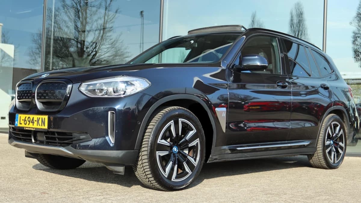 BMW IX3 EXECUTIVE 80KWH SOH 95% — foto 1