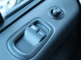 Ford Transit Custom 290 2.2 TDCI L2H1 LIMITED thumbnail 23