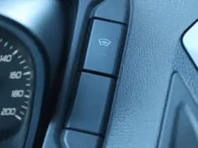 Ford Transit Custom 290 2.2 TDCI L2H1 LIMITED thumbnail 24