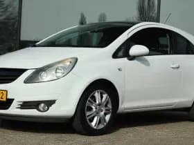 Opel Corsa 1.4-16V COLOR EDITION
