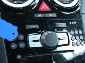 Opel Corsa 1.4-16V COLOR EDITION thumbnail 20