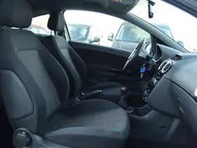 Opel Corsa 1.4-16V COLOR EDITION thumbnail 4