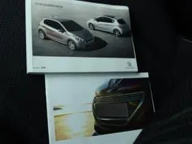 Peugeot 208 1.2 VTi ENVY 5-DRS. thumbnail 29