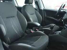 Peugeot 208 1.2 VTi ENVY 5-DRS. thumbnail 4