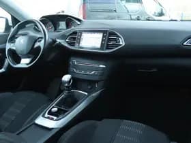 Peugeot 308 1.2 PT ALLURE thumbnail 3