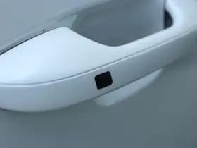 Kia Niro 1.6 GDi HYBRID EXECUTIVELINE thumbnail 17