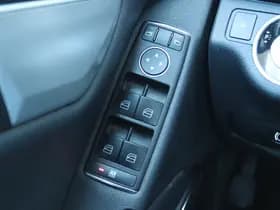 Mercedes-Benz C-Klasse ESTATE 180 BUSINESS CLASS AVANTGARDE thumbnail 19