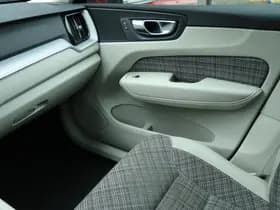 Volvo XC60 2.0 PLUG-IN RECHARGE T6 AWD BUSINESS PRO thumbnail 20