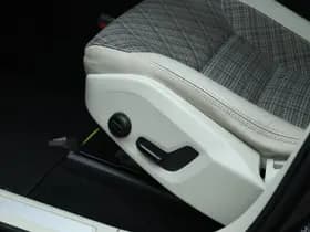 Volvo XC60 2.0 PLUG-IN RECHARGE T6 AWD BUSINESS PRO thumbnail 25