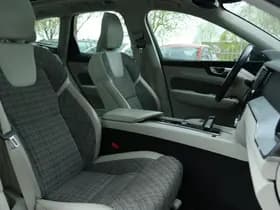 Volvo XC60 2.0 PLUG-IN RECHARGE T6 AWD BUSINESS PRO thumbnail 4