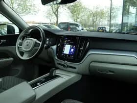 Volvo XC60 2.0 PLUG-IN RECHARGE T6 AWD BUSINESS PRO thumbnail 8