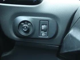 Citroën C4 Cactus 1.2 PT SHINE thumbnail 18