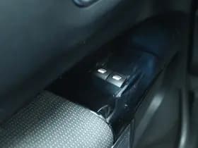 Citroën C4 Cactus 1.2 PT SHINE thumbnail 19