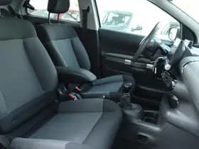 Citroën C4 Cactus 1.2 PT SHINE thumbnail 4