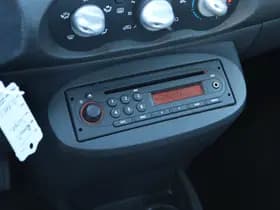 Renault Twingo 1.2-16V AUTHENTIQUE thumbnail 14