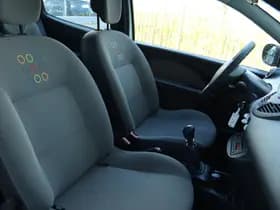 Renault Twingo 1.2-16V AUTHENTIQUE thumbnail 4