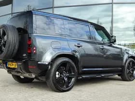 Land Rover Rover Defender 110 2.0 P400E 110 X-DYNAMIC HSE BLACK PACK thumbnail 2