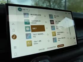 Land Rover Rover Defender 110 2.0 P400E 110 X-DYNAMIC HSE BLACK PACK thumbnail 32