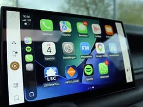 Land Rover Rover Defender 110 2.0 P400E 110 X-DYNAMIC HSE BLACK PACK thumbnail 42