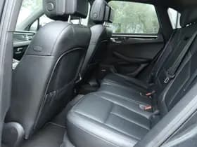 Porsche Macan thumbnail 18
