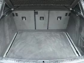 Porsche Macan thumbnail 19