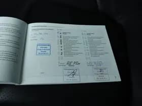 Porsche Macan thumbnail 33