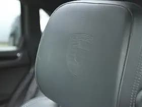 Porsche Macan thumbnail 36