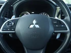 Mitsubishi Outlander thumbnail 16