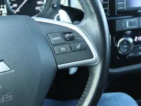 Mitsubishi Outlander thumbnail 20