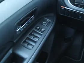 Mitsubishi Outlander thumbnail 22