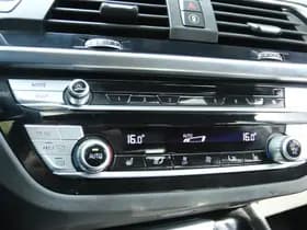 BMW iX3 thumbnail 32