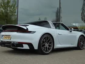 Porsche 911 thumbnail 13
