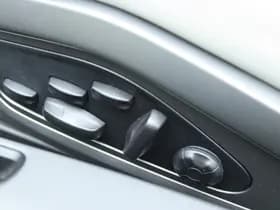 Porsche 911 thumbnail 7