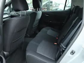 Nissan Leaf thumbnail 16