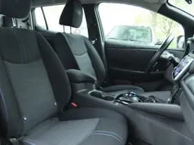 Nissan Leaf thumbnail 4