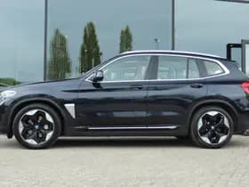 BMW iX3 thumbnail 16
