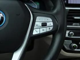 BMW iX3 thumbnail 25