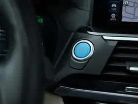 BMW iX3 thumbnail 35