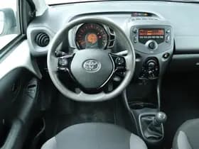 Toyota Aygo thumbnail 14