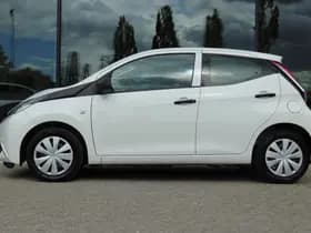 Toyota Aygo thumbnail 10