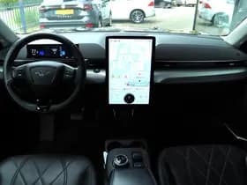 Ford Mustang thumbnail 13