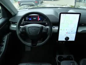 Ford Mustang thumbnail 17