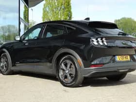 Ford Mustang thumbnail 10