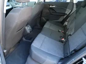 BMW iX1 thumbnail 15