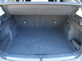 BMW iX1 thumbnail 16