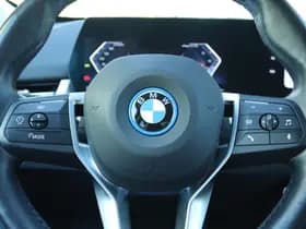 BMW iX1 thumbnail 19