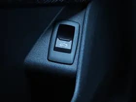 BMW iX1 thumbnail 25