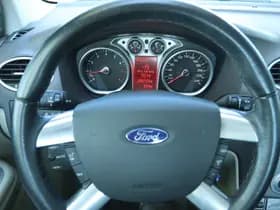 Ford Focus thumbnail 15