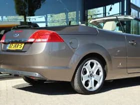 Ford Focus thumbnail 8