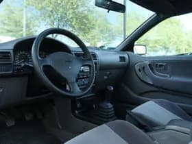 Nissan 100NX thumbnail 3